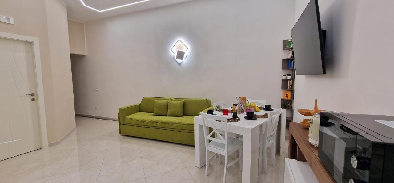 Appartamento B&B La Dimora Di Parthenope Nápoles Exterior foto